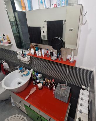 mobiletto bagno con lavabo completo