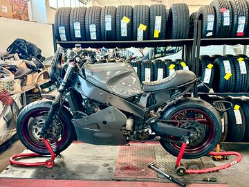 Fzr 1000 custom ASI