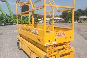 Piattaforma aerea verticale HAULOTTE COMPACT 8 C a