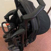 Passeggino INGLESINA con chiusura ad omblello