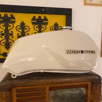 Serbatoio moto guzzi T5 in pari al nuovo bianco