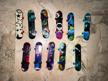 Mini skateboard giocattolo