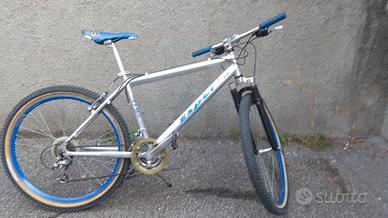 BICICLETTA TELAIO ALLUMINIO 26 POLLICI 