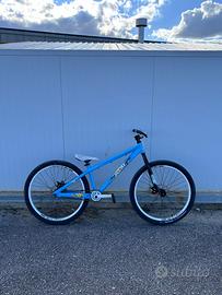 Bici da dirt jump