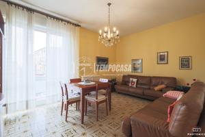 AMPIO APPARTAMENTO ZONA RUBICONE
