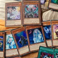 Yugioh! Lotto Gigante 700 Carte Offertona!!!!!