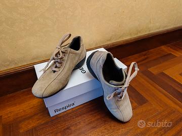 Scarpe in camoscio Geox 