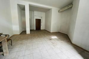 Sinnai: Deposito - cantina - posto auto