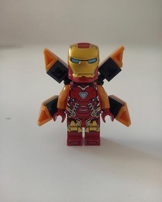 Lego Iron Man (finto compatibile)