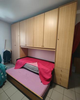 Armadio a ponte con letto a cassettone 