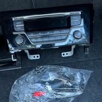 Autoradio / Stereo Bluetooth Nissan Qashqai J11