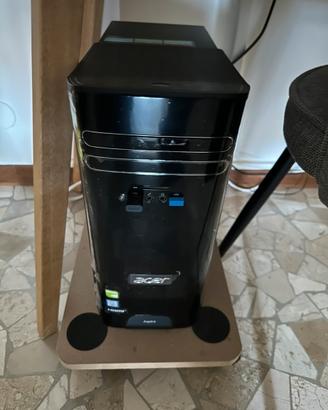 Torretta acer aspire T completo di monitor