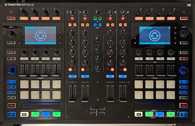 Traktor S8 + Case Originale