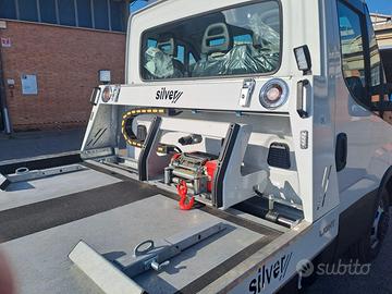 IVECO DAILY 35C18 PIANALE SCARRABILE SOCCORSO