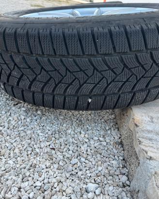 Cerchi originali BMW X3 18” con gomme invernali