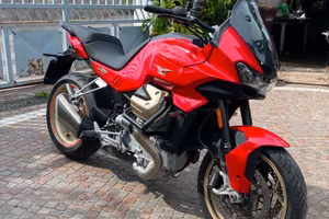 Moto Guzzi V100 Mandello - Interessi 0