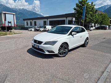 senti leon sport