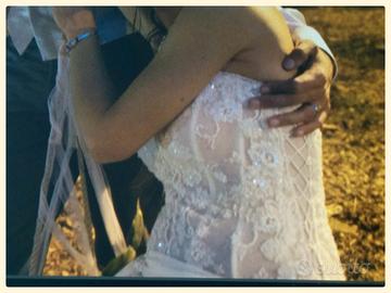 Raffinato abito da sposa taglia 42