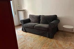 Camere per studenti via Birago