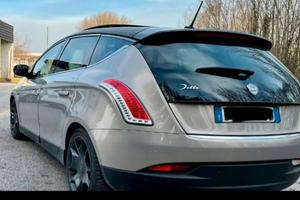 Lancia delta 1.9 twin turbo 