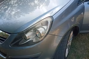 Opel Corsa 1.300/ 90cv