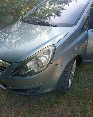 Opel Corsa 1.300/ 90cv