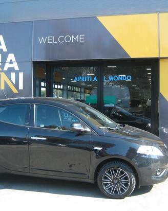 Lancia Ypsilon 1.0 FireFly 5 porte S&S Hybrid Ecoc