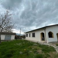 Villino indipendente con giardino