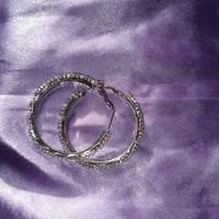 orecchini da donna con brillantini 