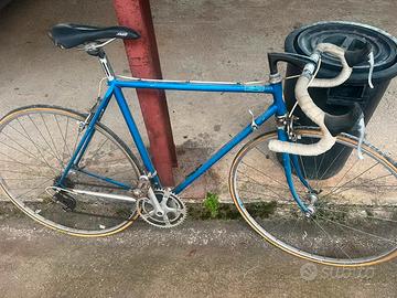 Bici da corsa Pinarello