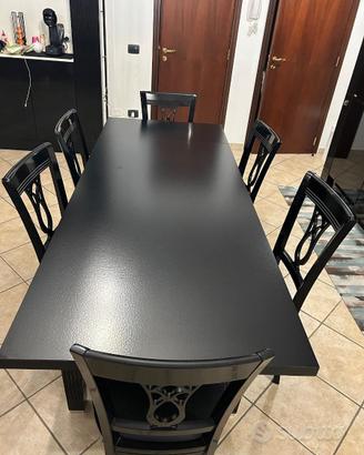 Tavolo e sedie Scavolini