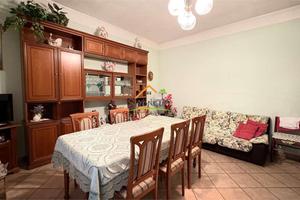 TRE LOCALI + SERVIZI + BOX