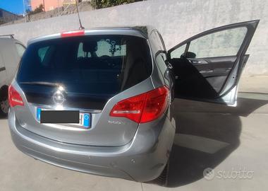 Opel Meriva 01/2014