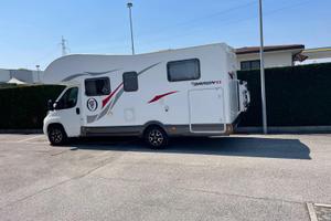 Camper mansardato