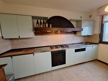 Cucina  Marca Schiffini completa di accessori