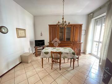 3 LOCALI A SARONNO