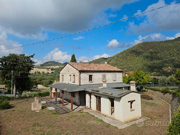 Fossombrone Villa Unifamiliare