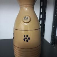 boccale e recipiente in creta