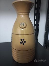 boccale e recipiente in creta