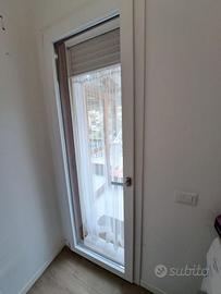 Infisso in alluminio legno + zanzariera cm80x215