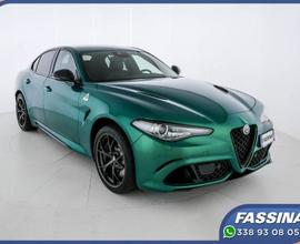 Alfa Romeo Giulia 2.9 T V6 AT8 Quadrifoglio