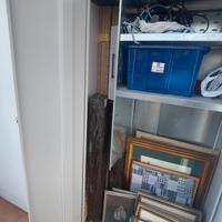 Armadio da balcone in ferro