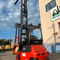 Carrello elevatore elettrico LINDE 2000 kg,triplex