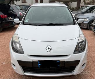 Renault Clio 1.2 16V 5 porte Dynamique