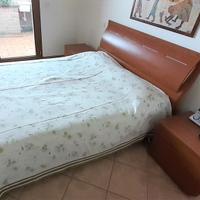Letto matrimoniale con contenitore