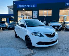 Lancia Ypsilon 1.0 FireFly 5 porte S&S Hybrid Ecoc