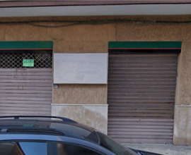 Locale commerc. 75 mq (2 vetrine su via Cagliari)