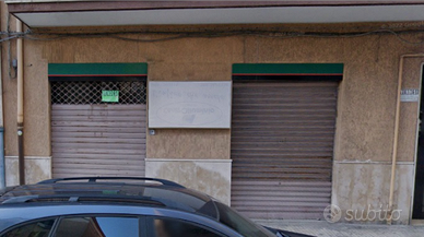 Locale commerc. 75 mq (2 vetrine su via Cagliari)