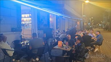 Locale bar aperitivo
