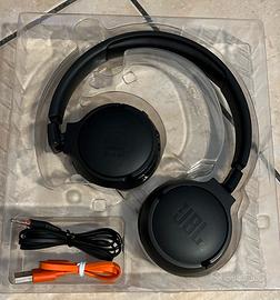 Cuffie JBL Tune660NC Bluetooth con ANC